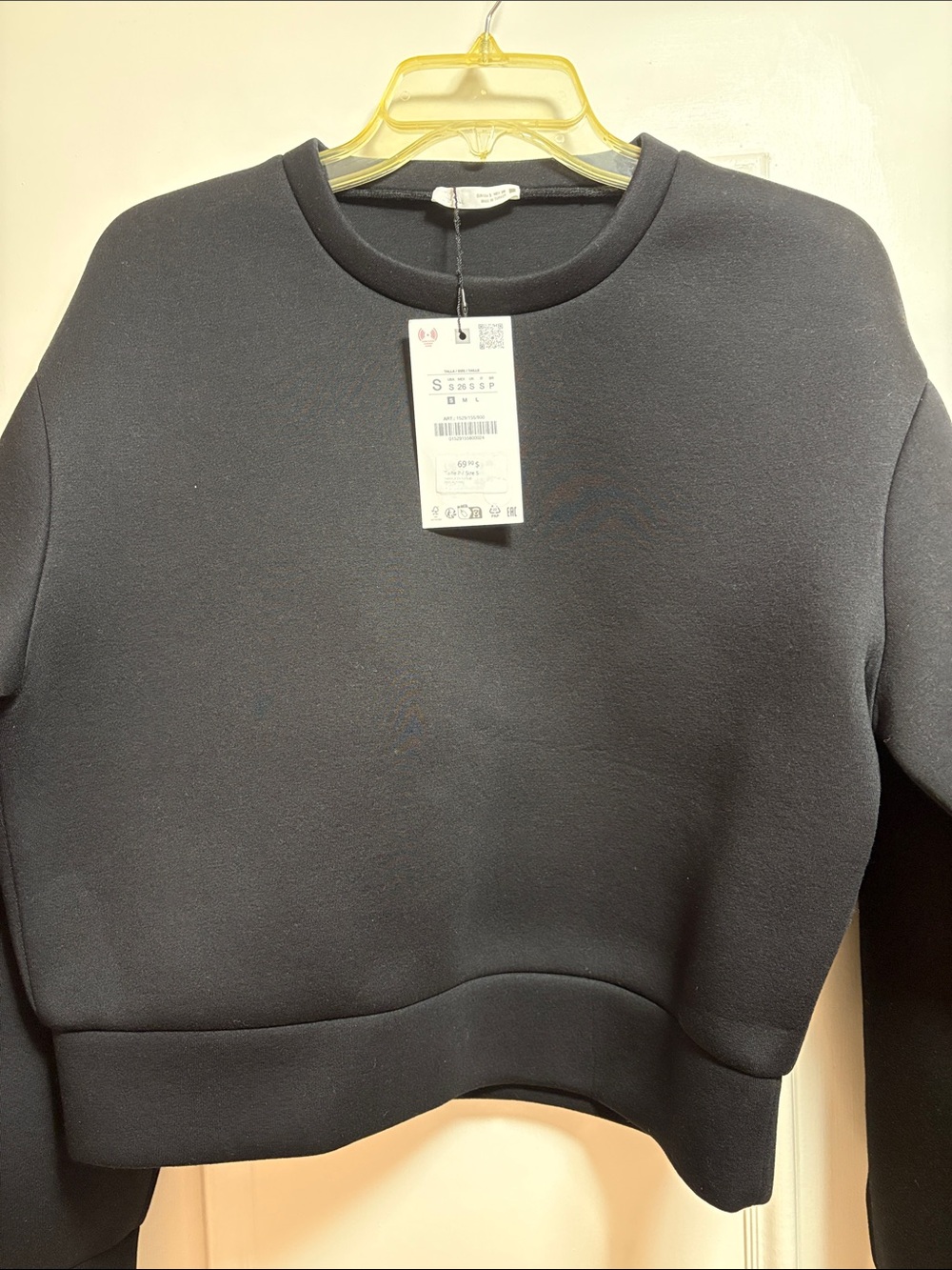 Zara Black Cropped Crewneck Sweatshirt